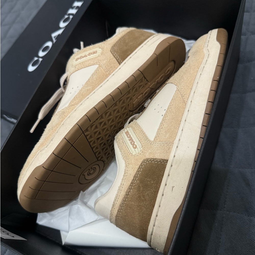 Authentic Coach Women  Leather snickers that model are everywhere  sold out !